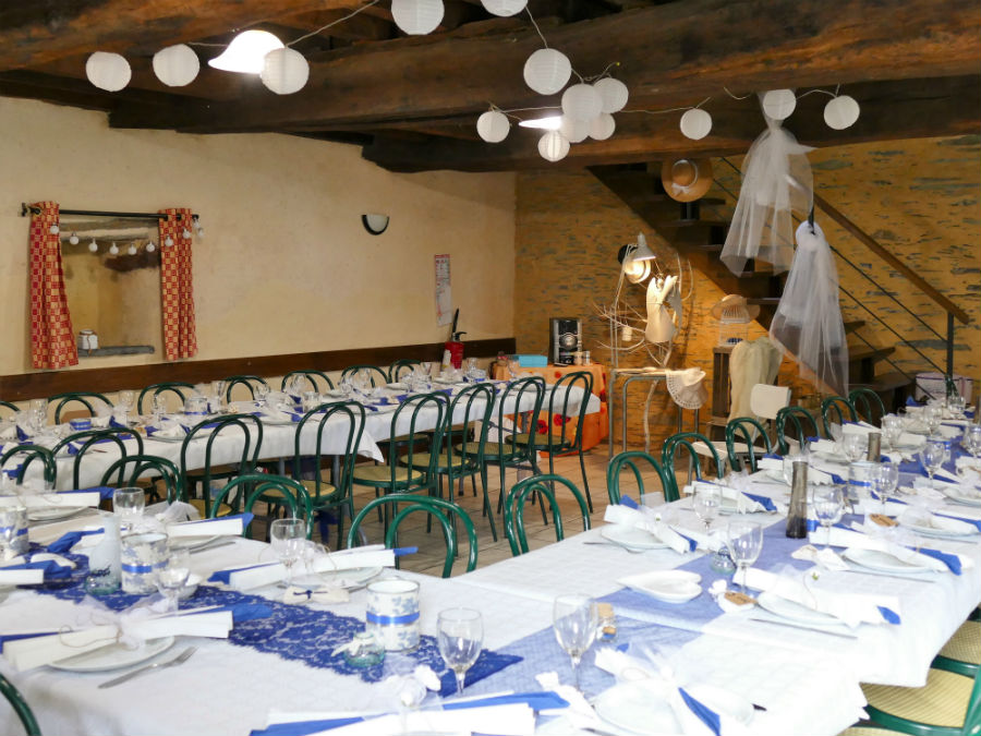 Décoration table salle à manger mariage grand gîte